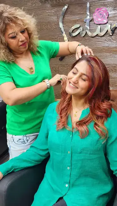 Shampoo and blowdry styling services